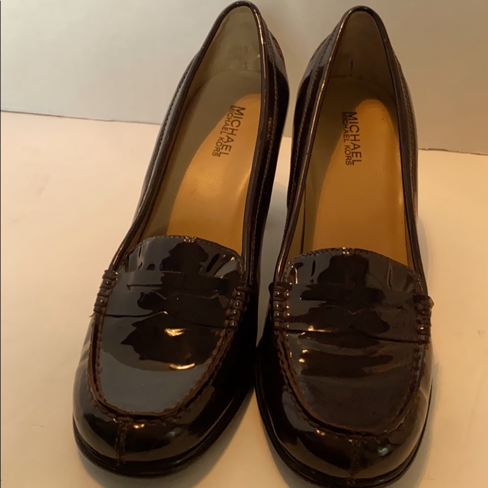 Brown Patent Leather Loafer - Super Comfy!